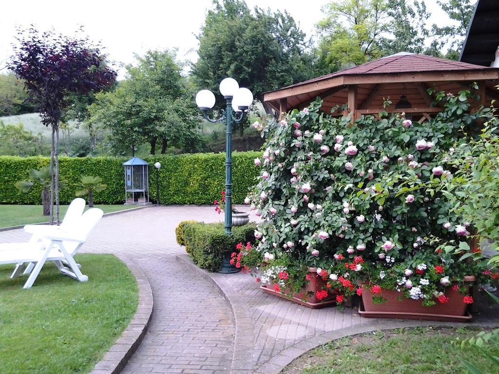 Bed And Breakfast Olimpia San Salvatore Monferrato Exterior photo