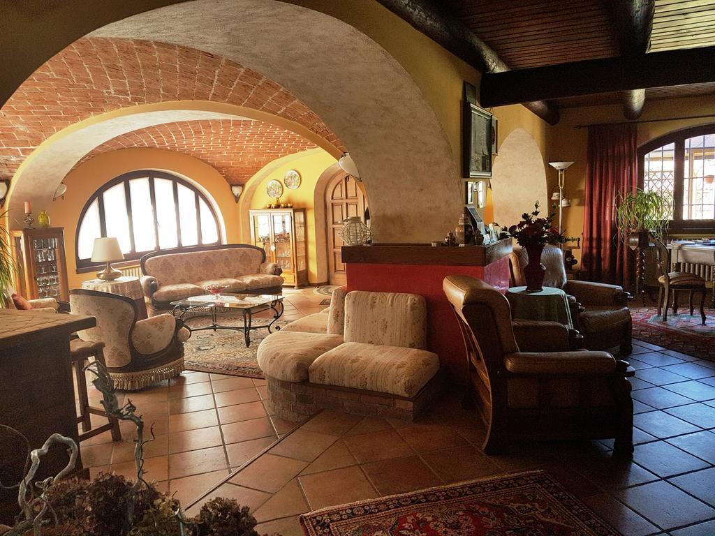 Bed And Breakfast Olimpia San Salvatore Monferrato Exterior photo