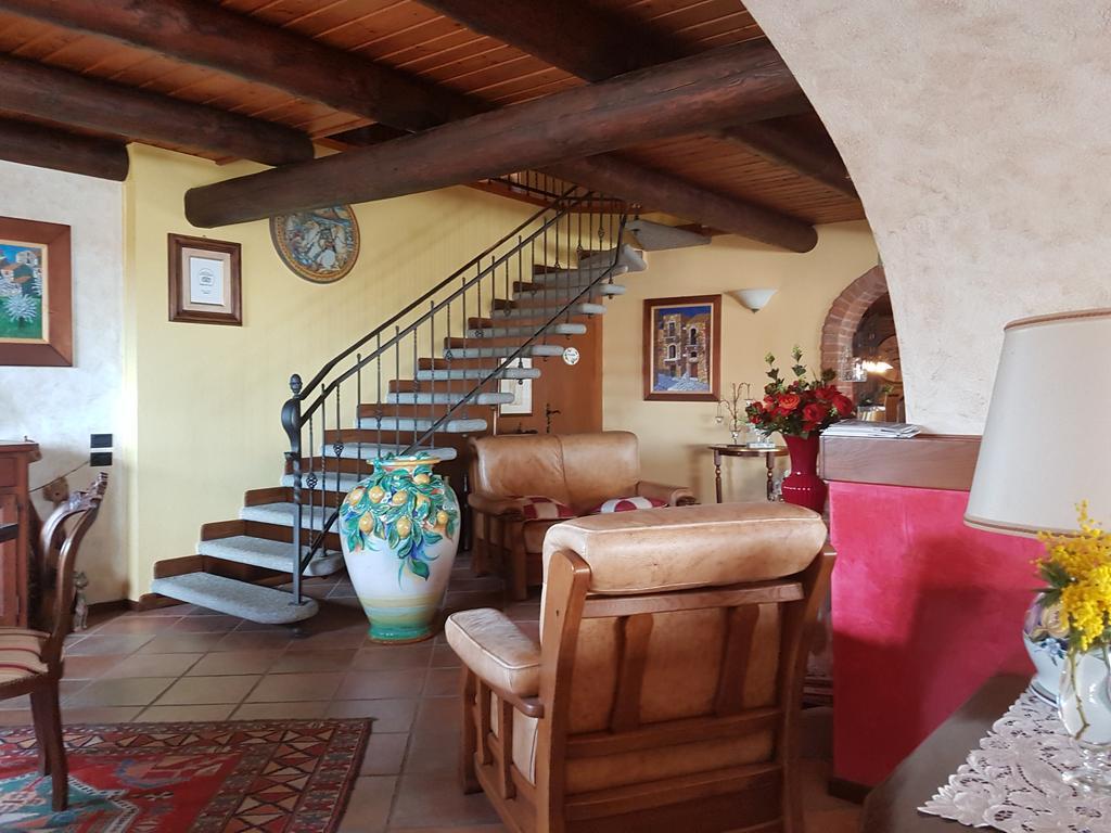 Bed And Breakfast Olimpia San Salvatore Monferrato Exterior photo